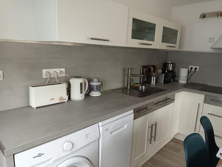 Captain'S Quarters - Maison En Bord De Plage Saint-Come-de-Fresne Luaran gambar